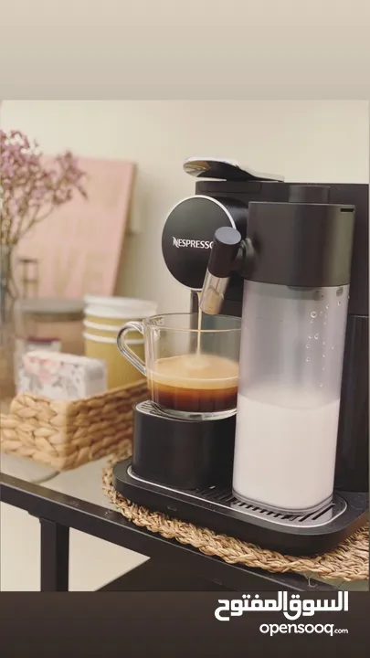 للبيع جهاز تحضير القهوة نيسبريسو For sale Nespresso coffee machine