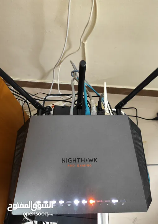 Netgear NightHawk ProXR300 gaming router (FreshTomato)