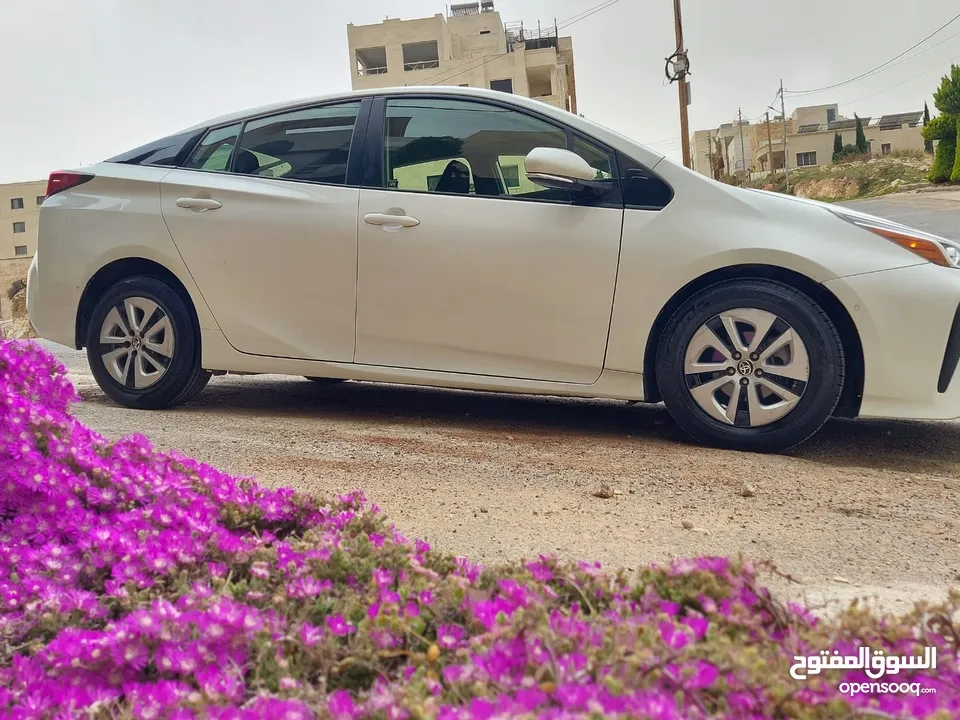 تيوتا بريوس 2019