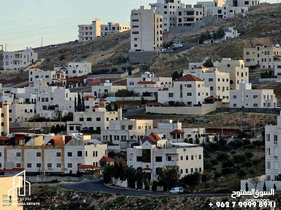 أرض للبيع مميزة وعلى شارعين في أجمل إطلالة وبجانب قصور وفلل عيون الذيب أفضل القطع
