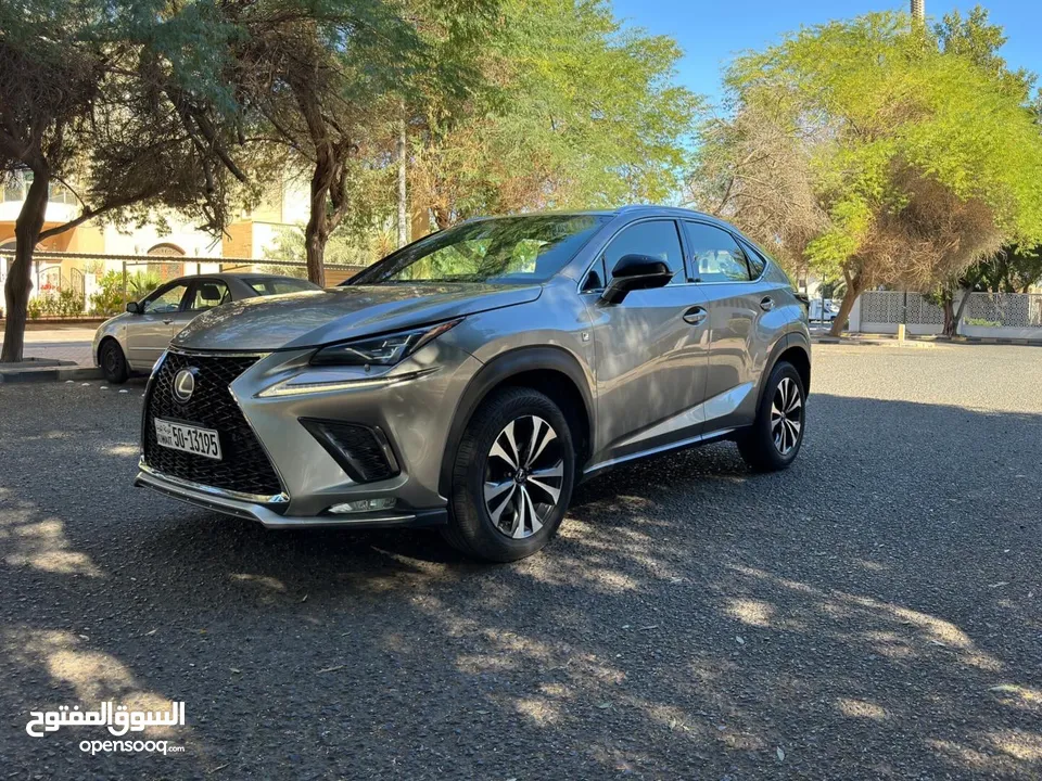 لكزس NX 300 F sport موديل 2018