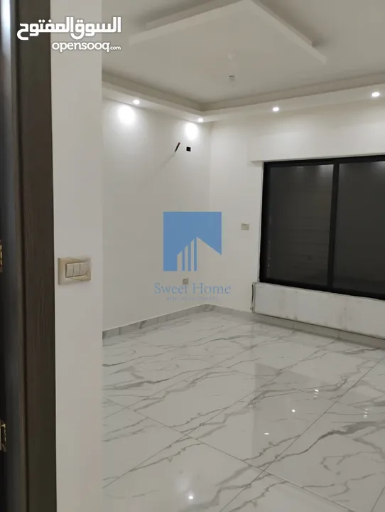 شقة فاخرة للبيع في الجاردنز  - خلف الدستور 155م مع ترسات 150م تشطيب سوبر ديلوكس لم تسكن