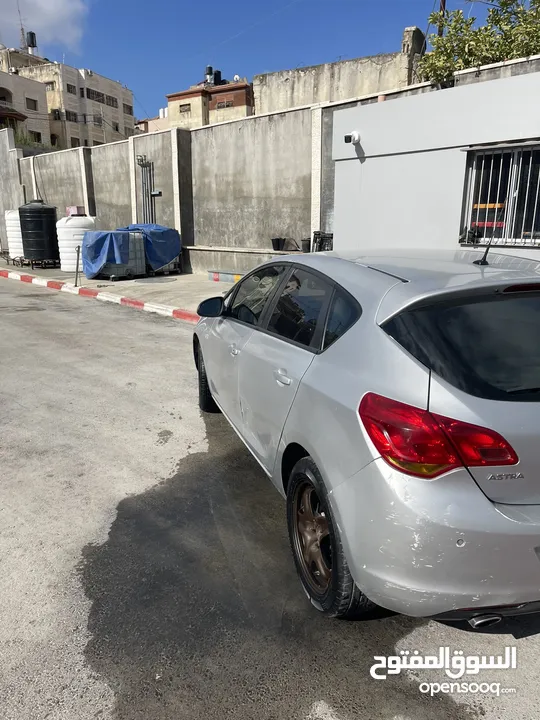 اوبل استرا ديزيل يد اولى 2000 تيربو 180حصان