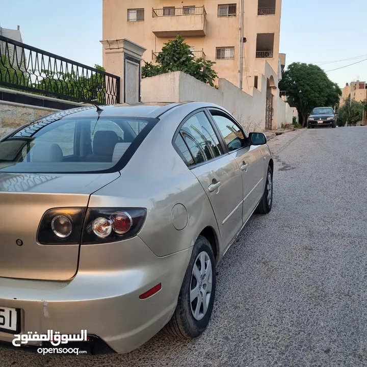 مازدا زووم 3  للبيع