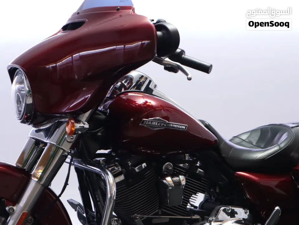 sale or exchange like new Harley-Davidson Street Glide 2023