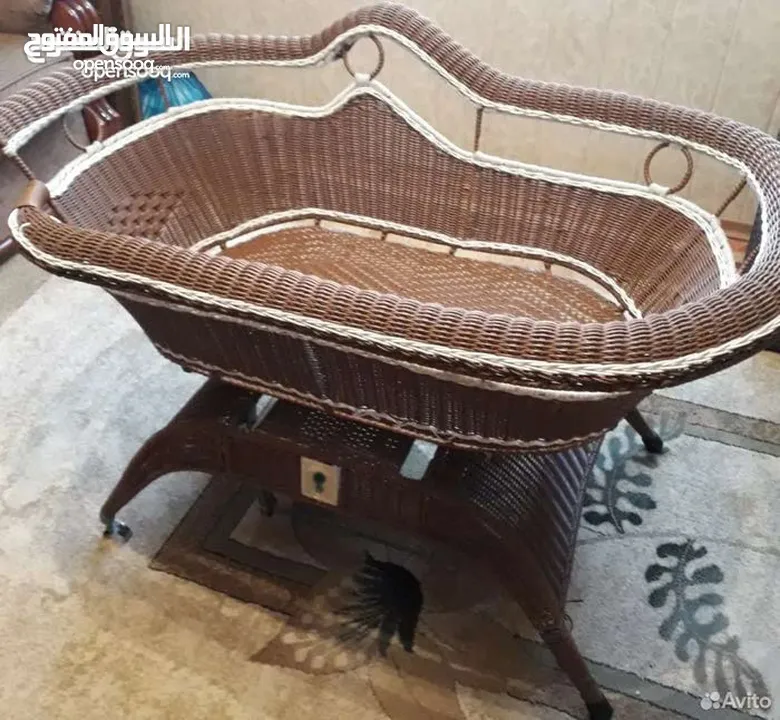 تحت هزاز للاطفال بحاله ممتازه