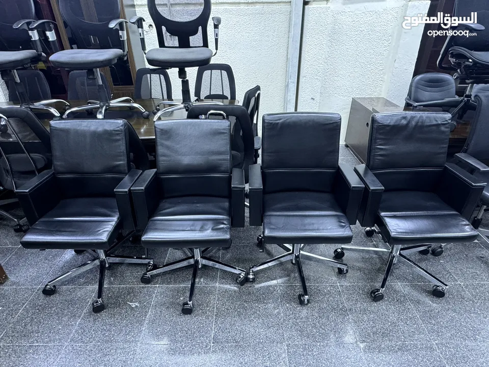 Used Office Furniture Selling and Buying