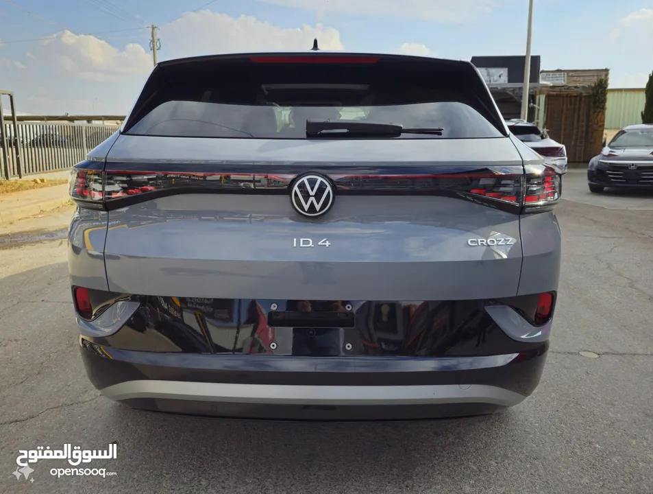 فولكس فاجن Volkswagen ID.4 crozz pro 2023