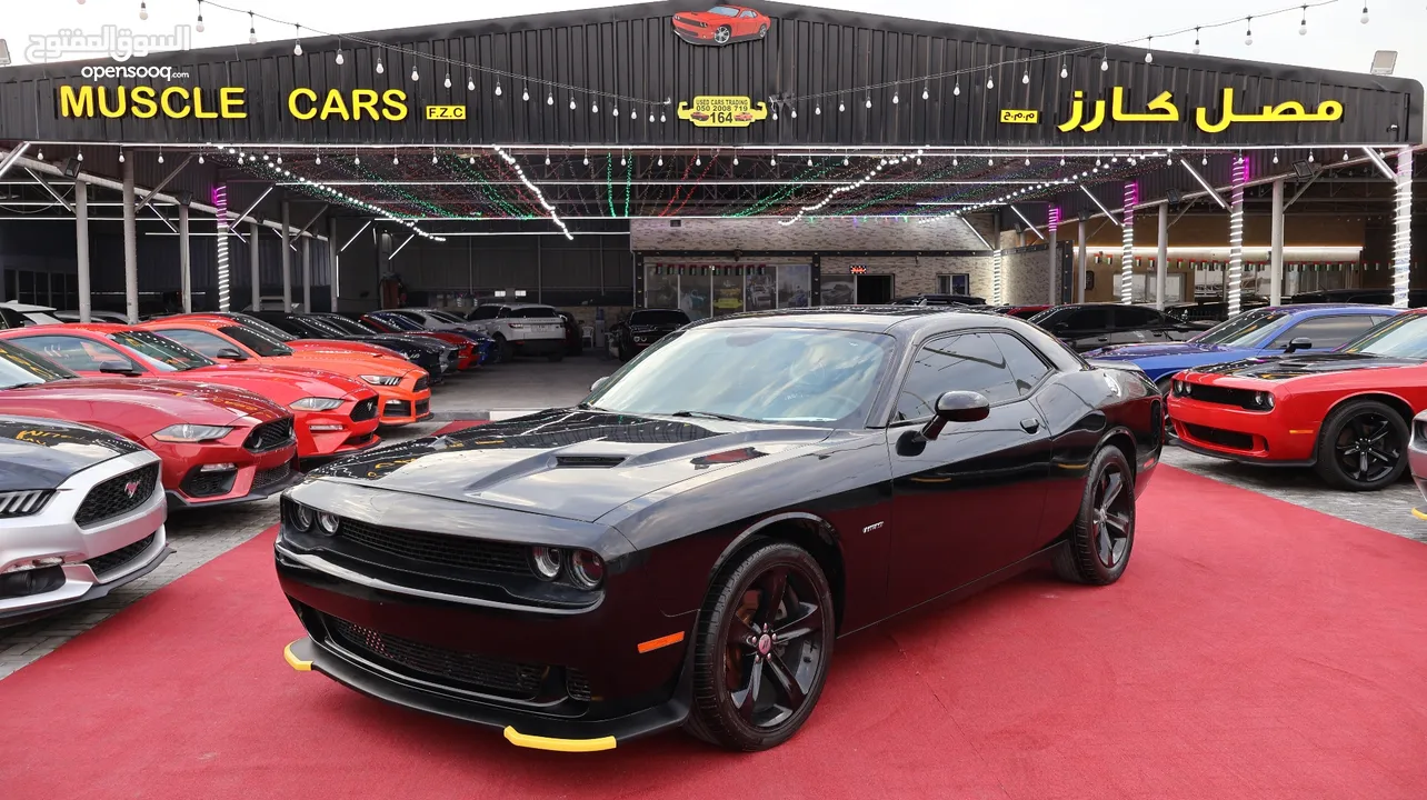 DODGE CHALLENGER  RT HEMI V8  5.7L SUNROOF