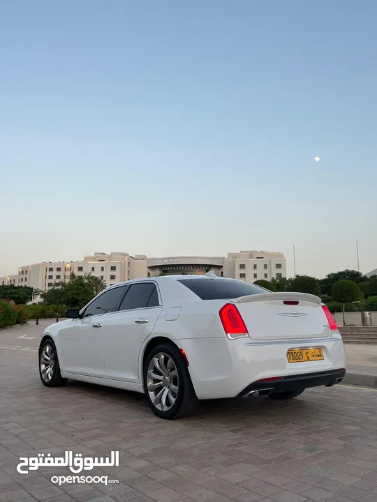 كرايسلر 300C فل ابشن ليمتد بنوراما بجميع المواصفات