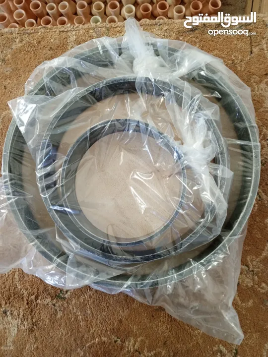 مجموعة متنوعة من الالات الموسيقية من الجلد الطبيعي وشغل يدوي 100%