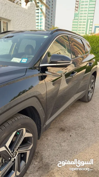 Hyundai Tucson Limited Full Options - All-Wheel Drive (اعلى فئة)