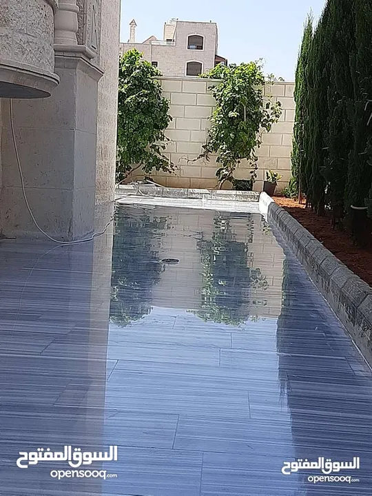 جلي وتلميع لبلاط والرخام
