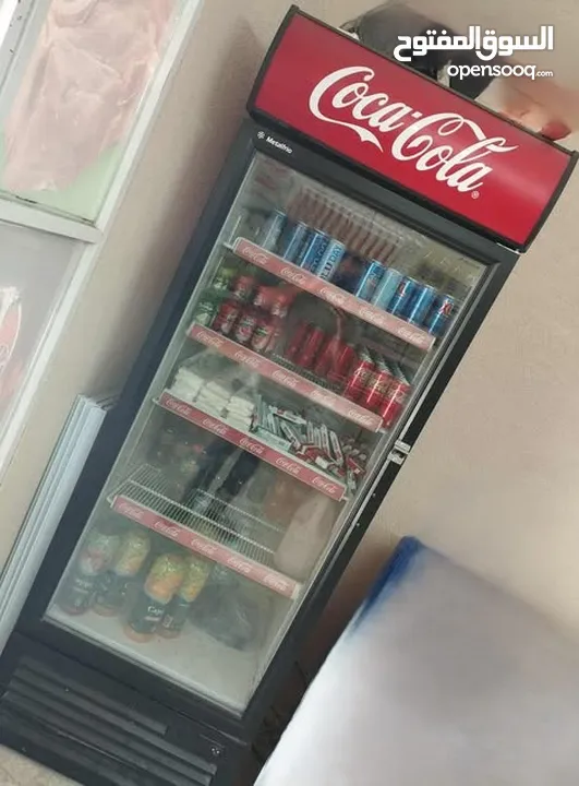 ثلاجات للبيع