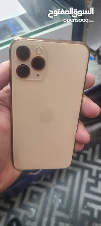 جهاز i 11 pro وكاله لا يوخد به اي شخوط الجهاز عباره عن وكاله