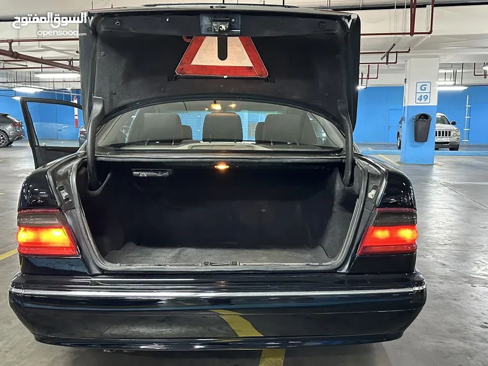 مرسيدس E200 قرش ونص 2001 افنجارد بحالة ممتازة