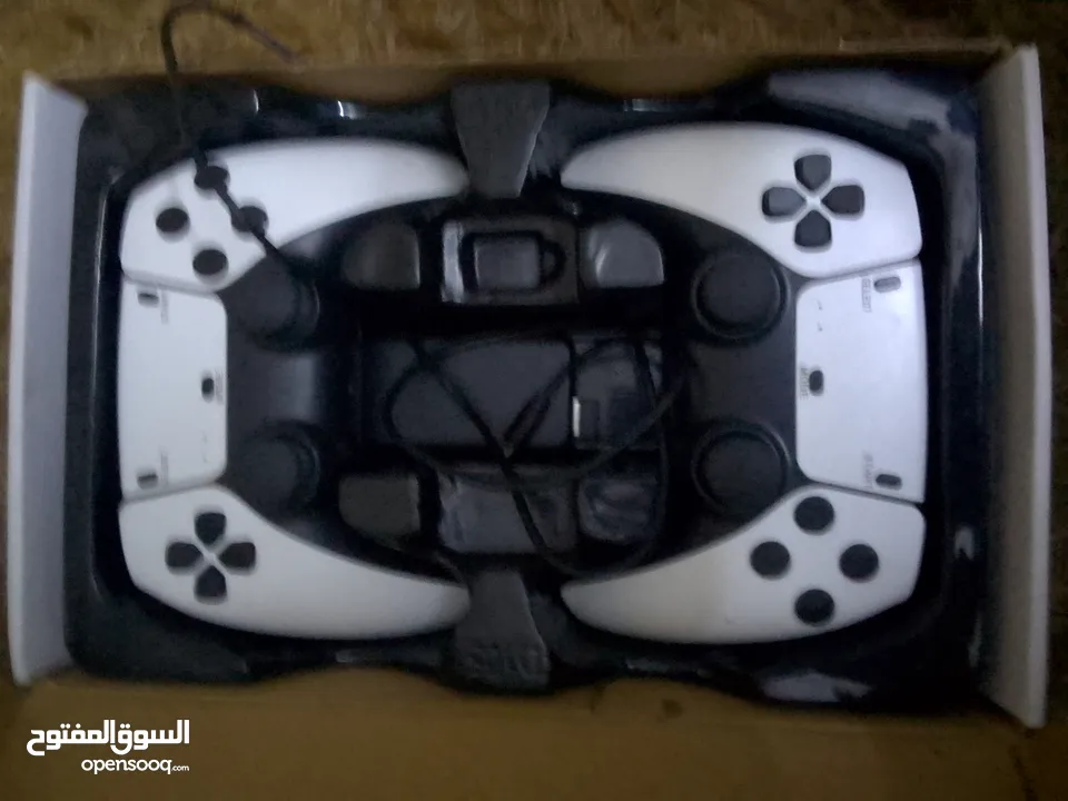 شبيه البلاي ستيشن 5 عليه لعبه الجي تي اي وعليه فيفا 2005 وفيفا 2015 فيفا 2020 بسعر حرق