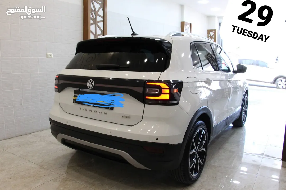 فولكس Tكروس