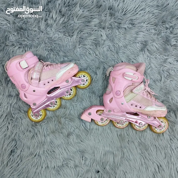 أكسسوارات وخوذ للبيع