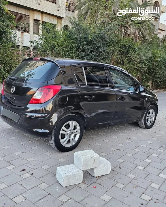 اوبل كورسا 2013