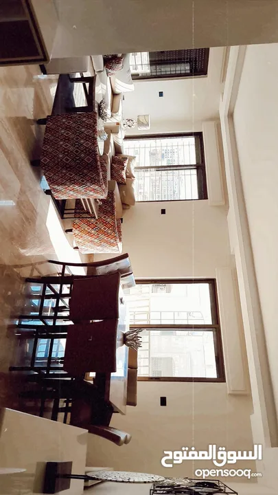مستعجل - شقة مميزة للبيع 160 متر مع روف 55 متر حي الكرسي عمر البناء 10 سنوات