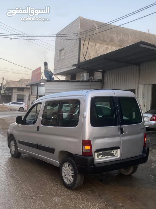 بيجو بارتنر بحالة ممتازة