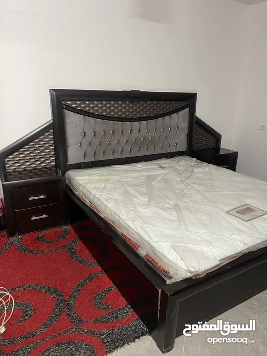غرفة نوم كاملة + فرشة حرباوي شبه جديدة فاخرة