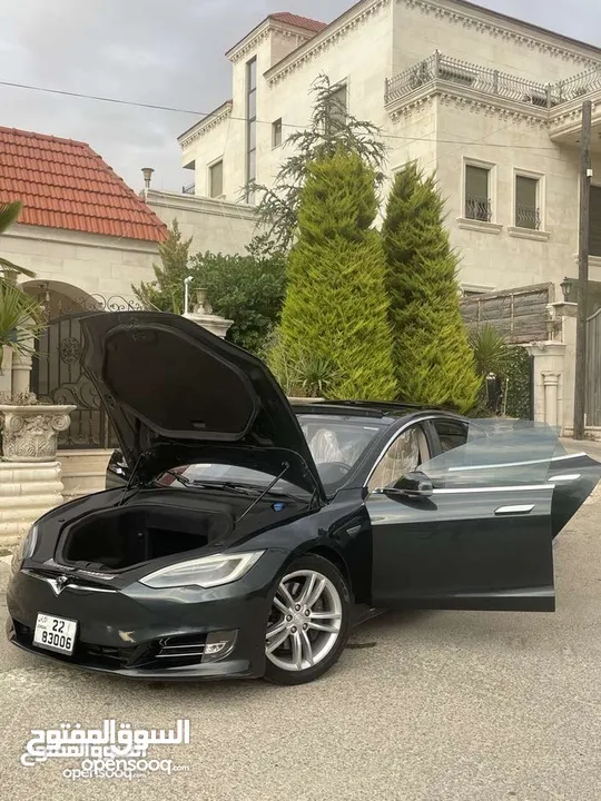 Tesla  S85 2013 محولة 2017 للبيع او للبدل