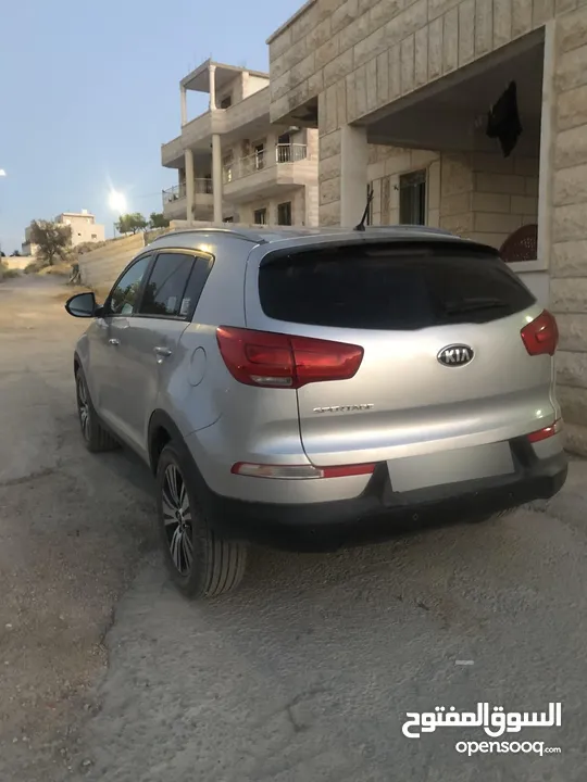 كيا سبورتاج فحص نضيف فل عدا فتحه