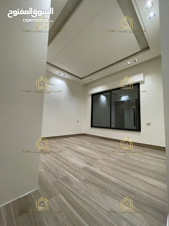 شقة فاخرة - لم تسكن - 4نوم 2ماستر - 230م - ارضية - ترس - موقع هادئ ومميز