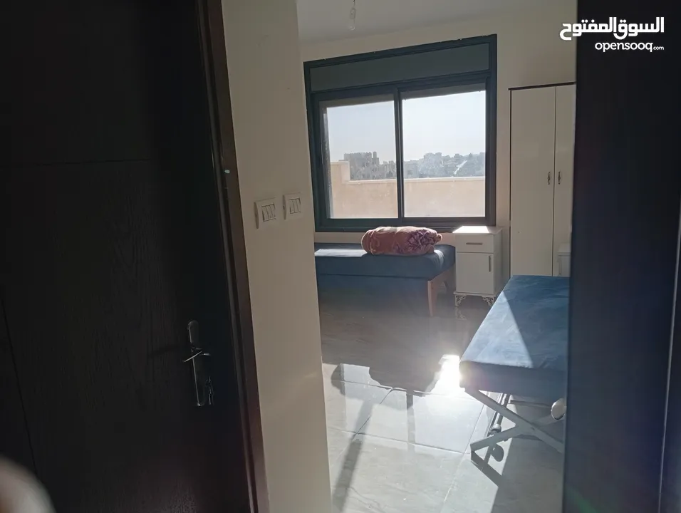 شقة مفروشة بسعر مميز جدا بداعي الرجوع الى امريكا