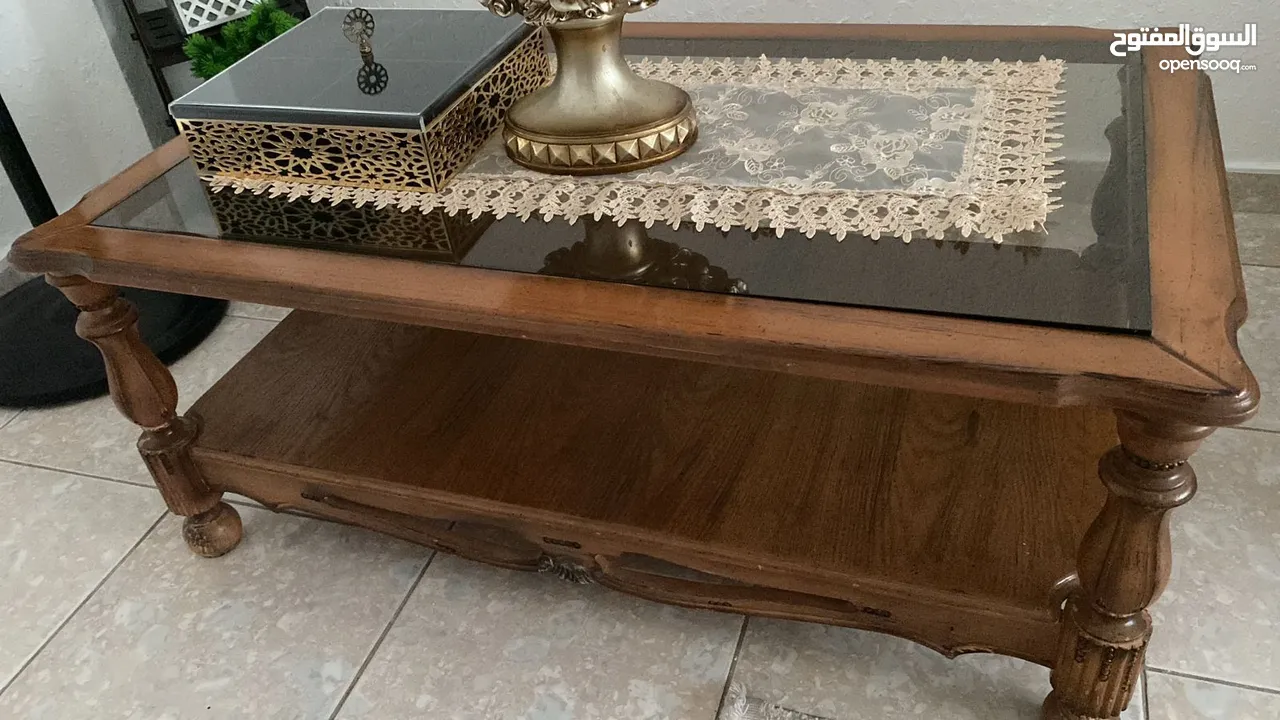 طاولات وسط للبيع