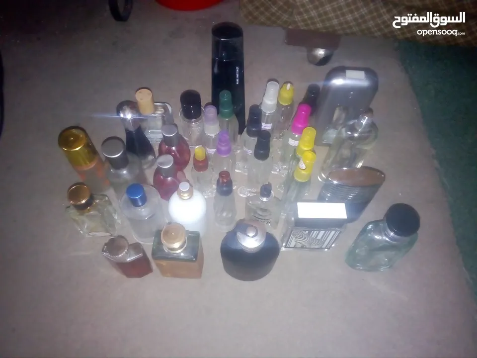 زجاجات عطر فارغه للبيع للي بركبو عطور وبيشنغلو فيهم