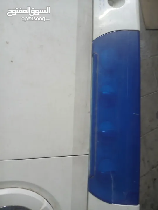 غسالة مع نشافه