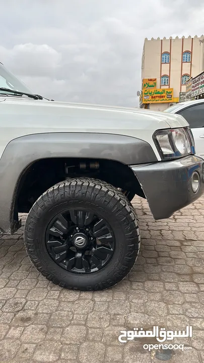 للبيع تواير او للبدل تواير Nitto tyres