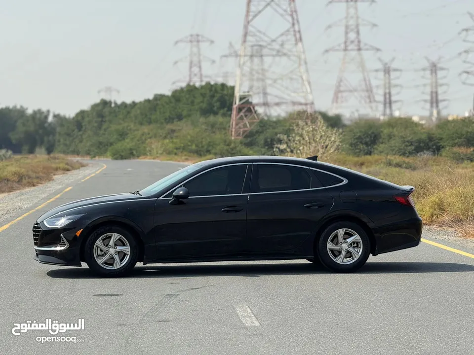 A challenging price,high cleanliness, and an absolute guarantee on the2021 Sonata without any accide