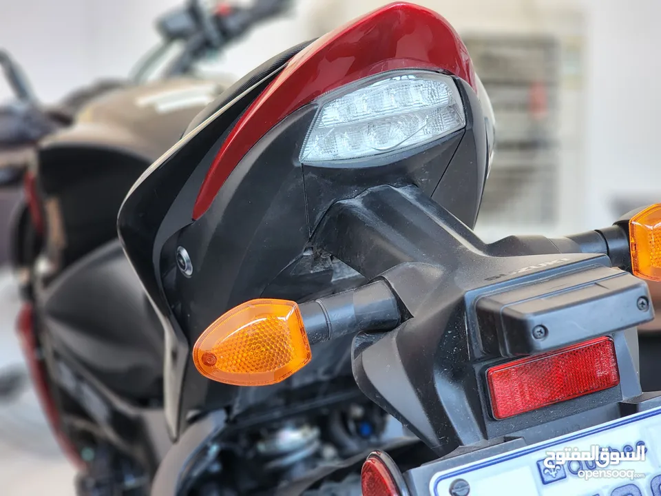 سيكل سوزوكي GSX -S1000 موديل 2018 عداد 7900 كيلو متر