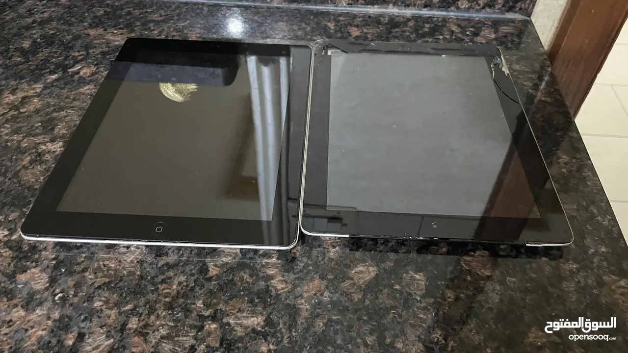 جهاز iPad 4 (الجيل الرابع) بسعة 16GB ويدعم    بحاجة لتغير شاشة فقط Wi-Fi + Cellular