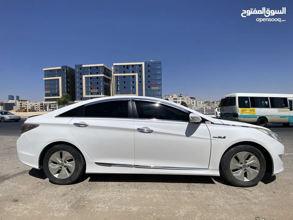 هيونداي سوناتا 2015  2 جيد