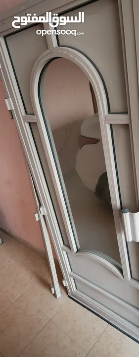 باب المنيوم