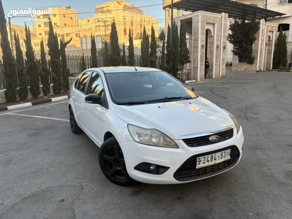 فورد فوكس 2009 السيارة نضيفة فحص نضيف استخدام قليل