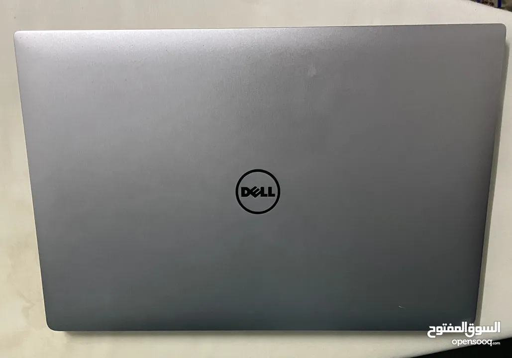 Dell xps 15 9560 i7