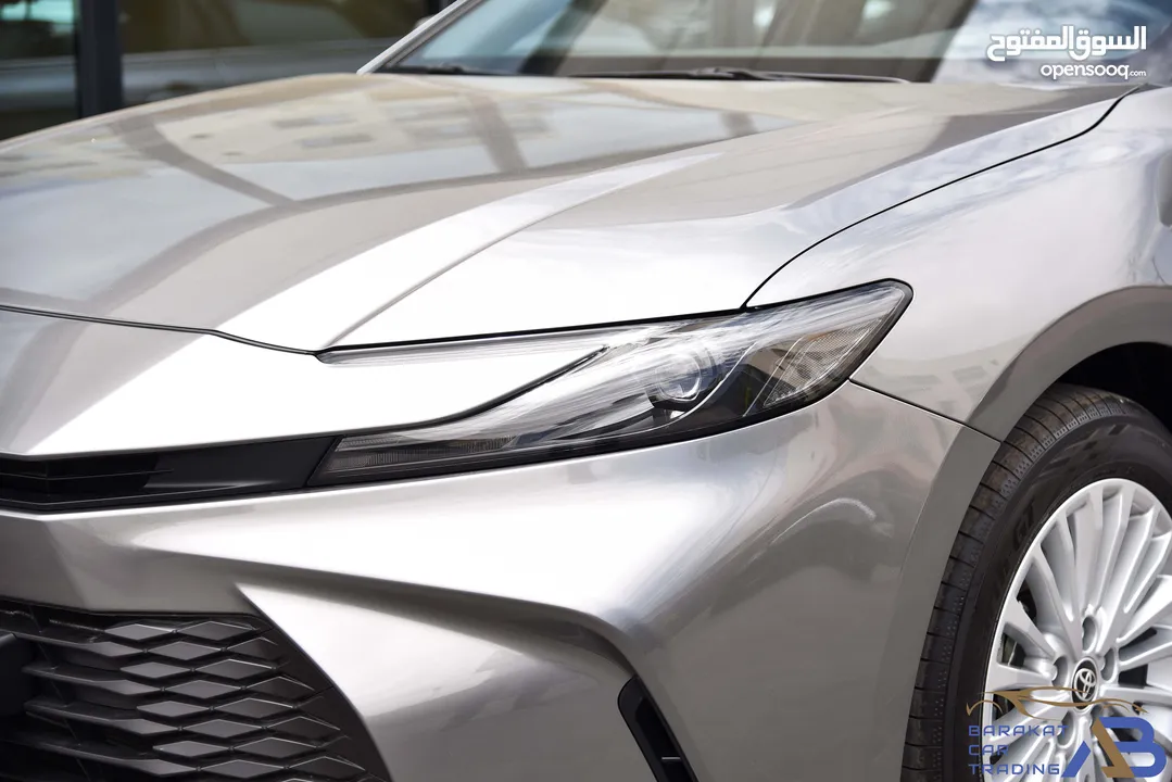 تويوتا كامري هايبرد رمادي 2025 Toyota Camry Hybrid HEV