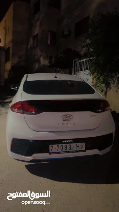 ايونيك هايبرد 2017