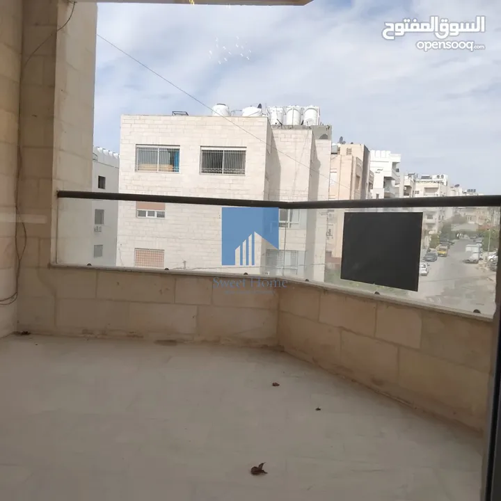 شقة طابقية مميزة للبيع في أم أذينة  -  قرب أبراج السادس طابق ثاني 320م تشطيب سوبر ديلوكس