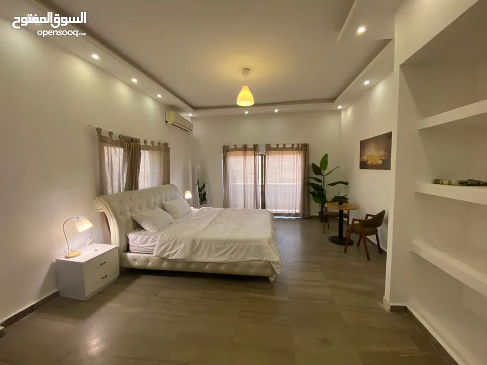 SanaFarm Oneمزرعه للايجار قرب جامعه    فيلادلفيا بجرش.. الرجاء التواصل عن طريق الواتساب