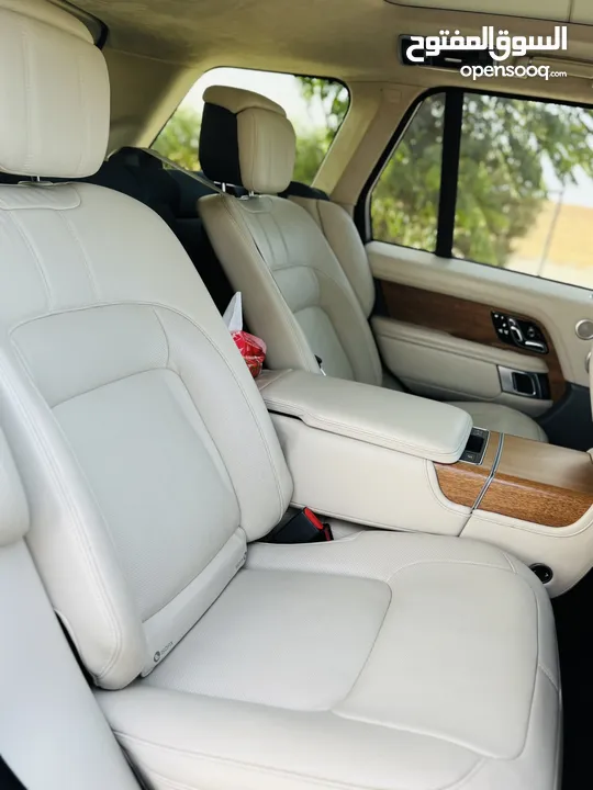‏Range Rover Vougue Autobiography Black edition plug in hybrid2020