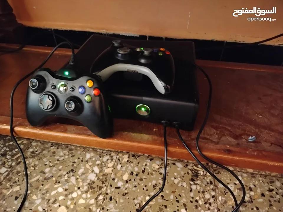 مفلاشية XBOX 360للبيع حببة النقية السعر 25.000 قابل للتفاوض  وقابل للإستبدال ب PS4