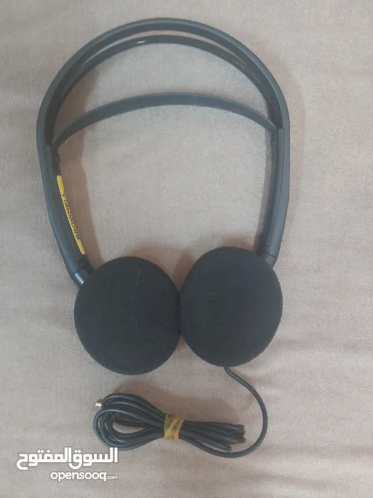 سماعات رأس Listen. أصلية بحالة ممتازة استخدام لجميع الأجهزة الصوتية