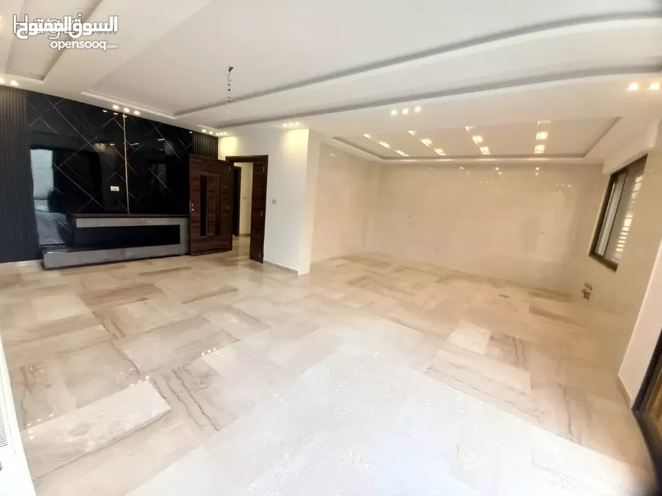 شقة طابق أرضي للبيع في الظهير ( Property ID : 30478 )